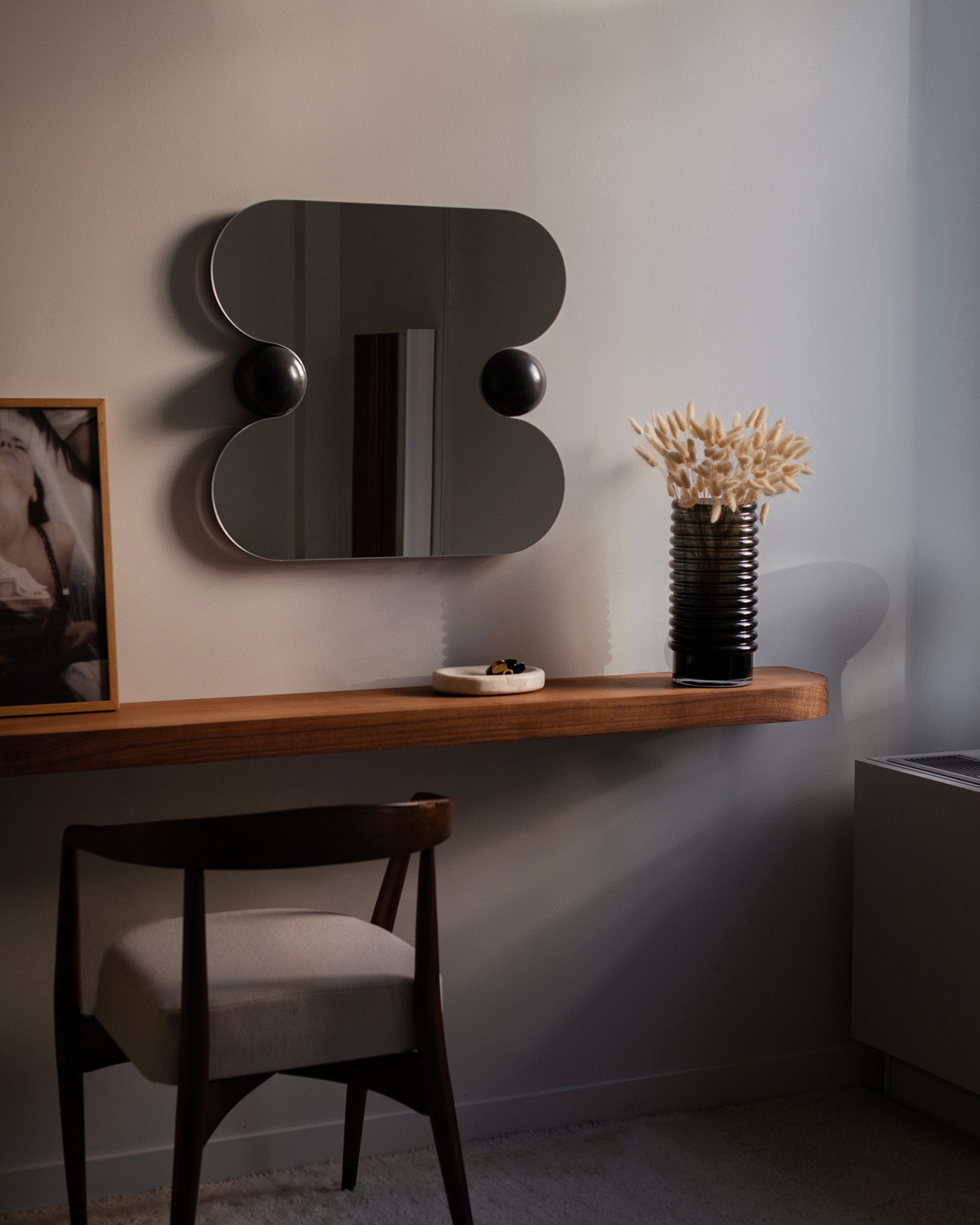 Squeeze Mirror Black Olive | Wall Mirror | RTH