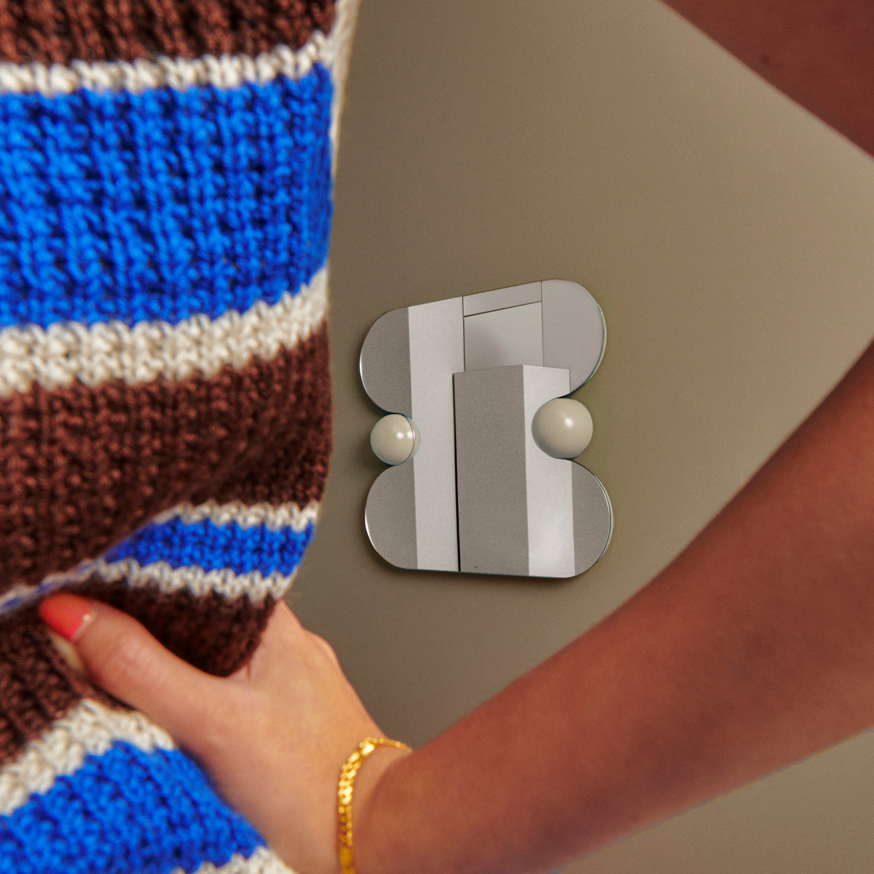 Squeeze Pearl Ready To Hang squeeze-pearl-ready-to-hang