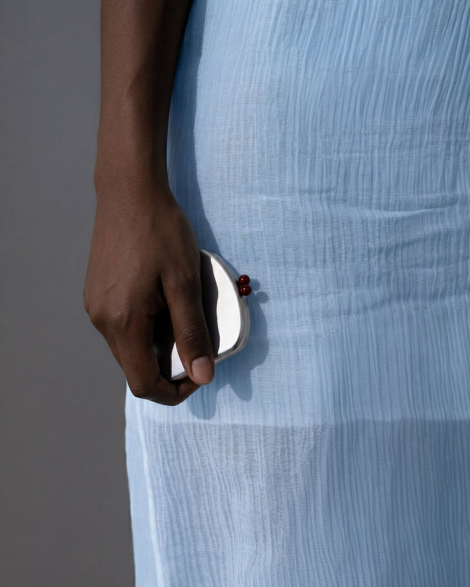 Clasp Compact