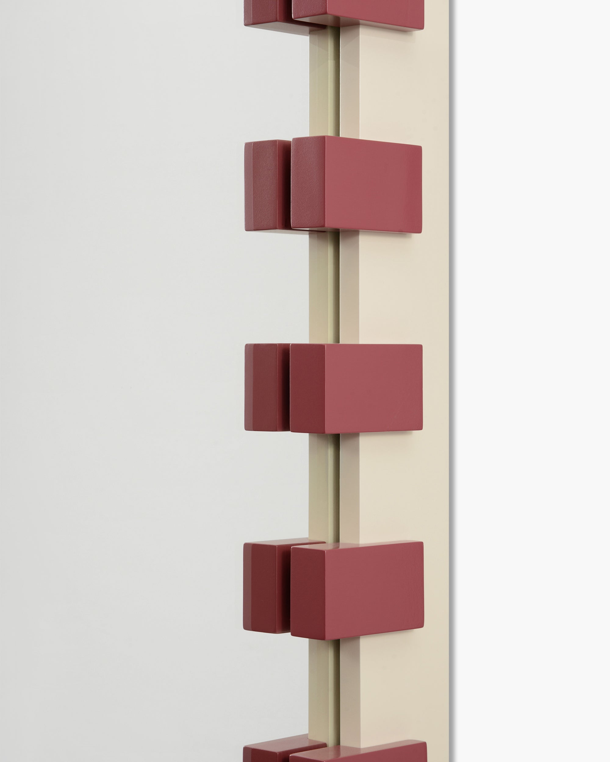 Zip - Pearl & Cranberry